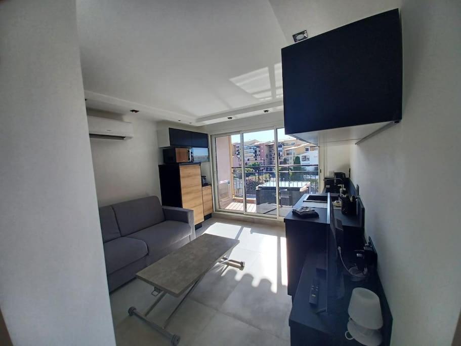 Cap'Nomad Studio Cote Mer - Balcon - Piscine - Parking 阿格德 外观 照片